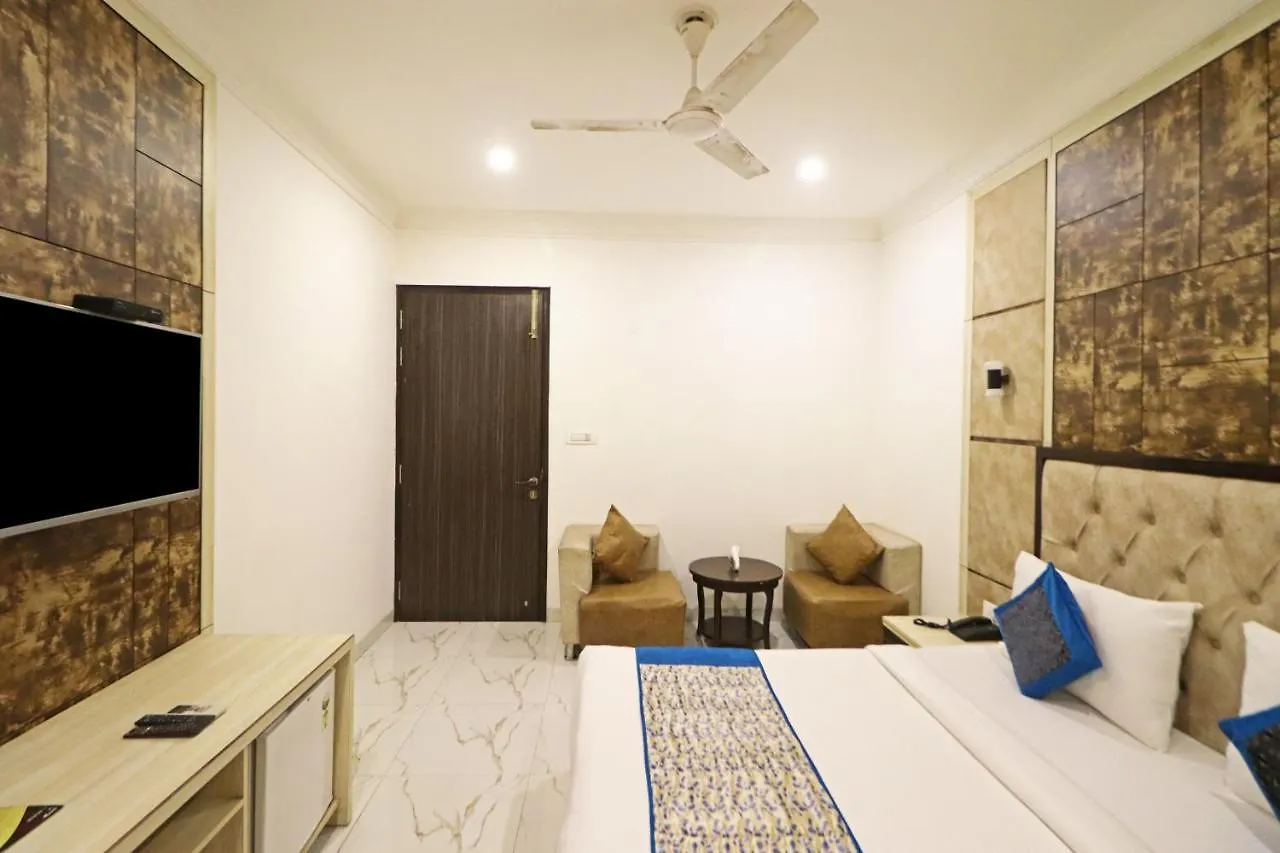 Hotel Almora Near Delhi Airport New Delhi