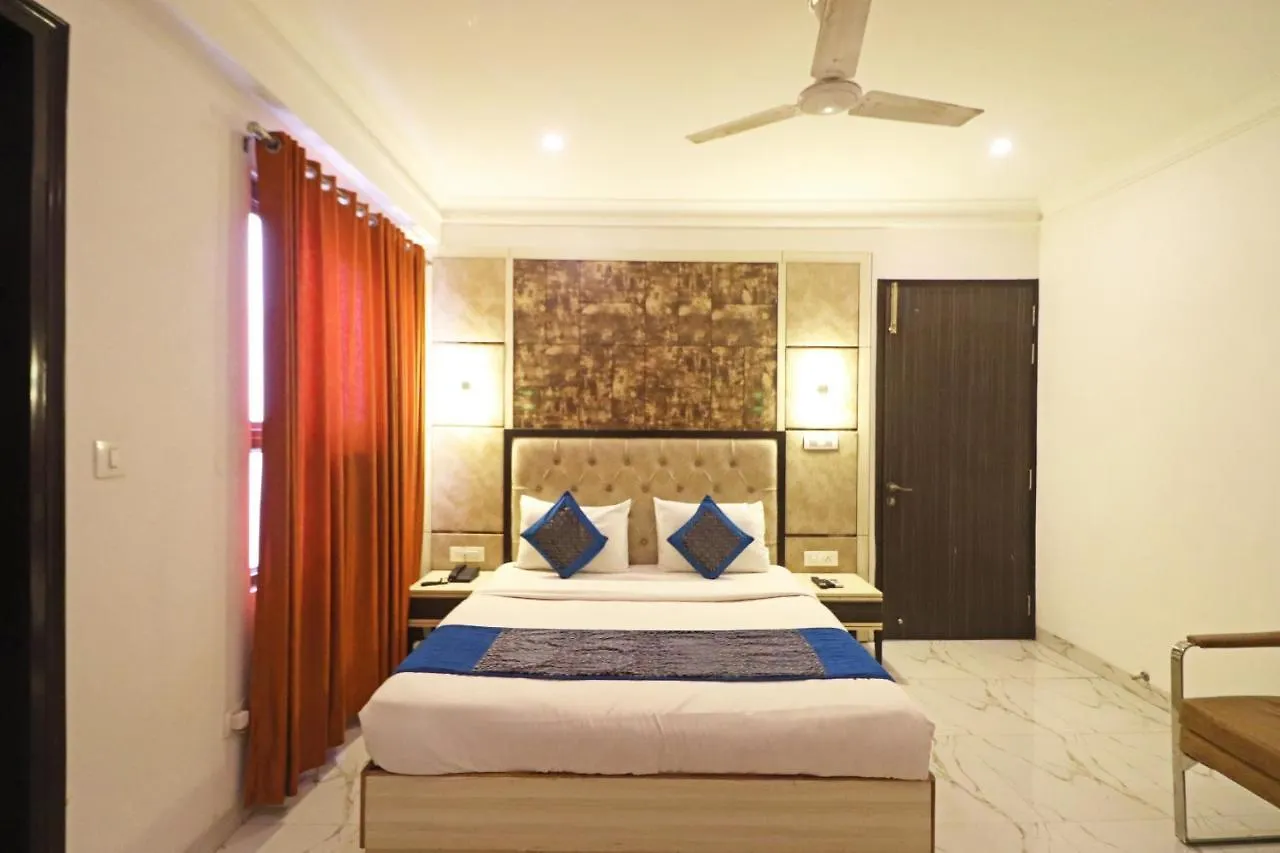 Hotel Almora Near Delhi Airport New Delhi