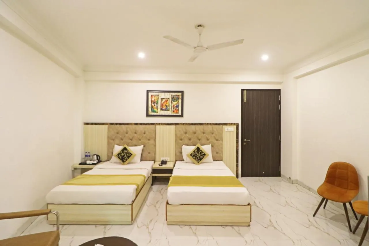Hotel Almora Near Delhi Airport New Delhi