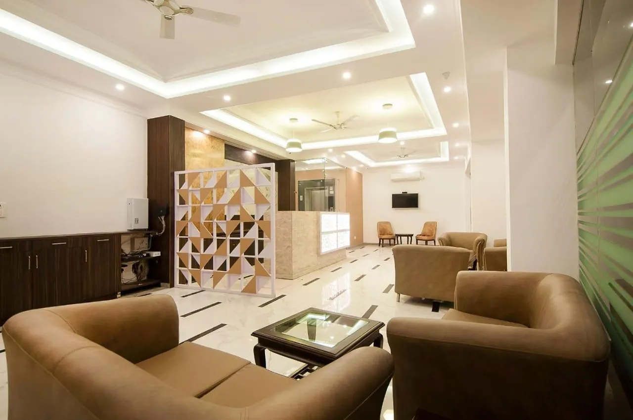 Hotel Almora Near Delhi Airport New Delhi 3*,  India